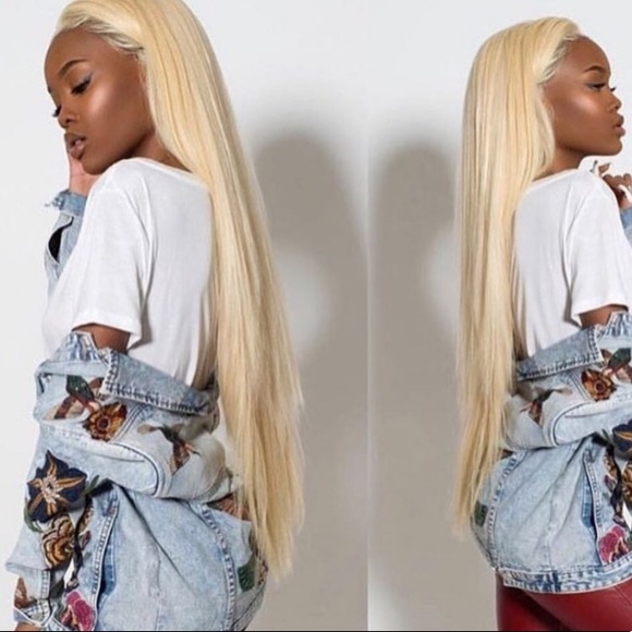 ✨24” BLONDE STRAIGHT LACE FRONT WIG💫 *NEW*